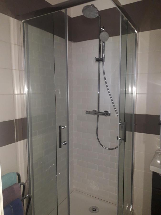 Residence D'Anjou - Grand Studio Avec Balcon Et Parking Privatif Perpignan Eksteriør billede